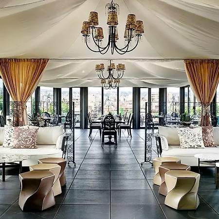 Palace | Esperienze 4*
