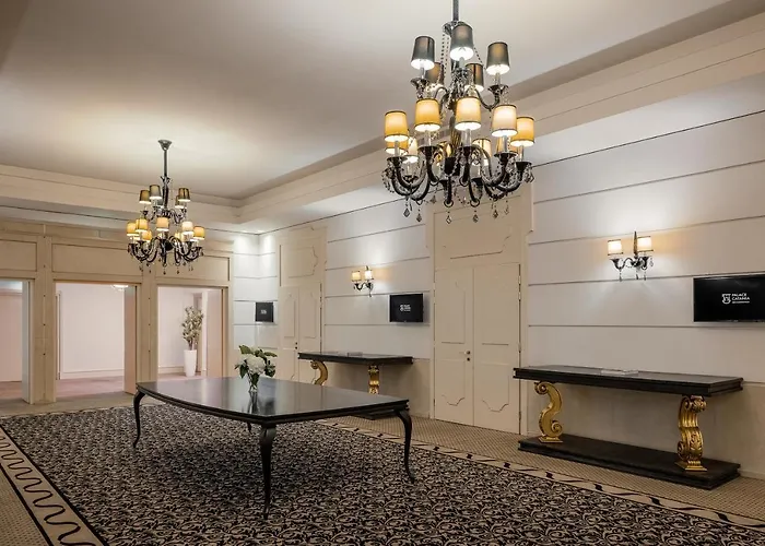 Otel Palace | Esperienze Katanya